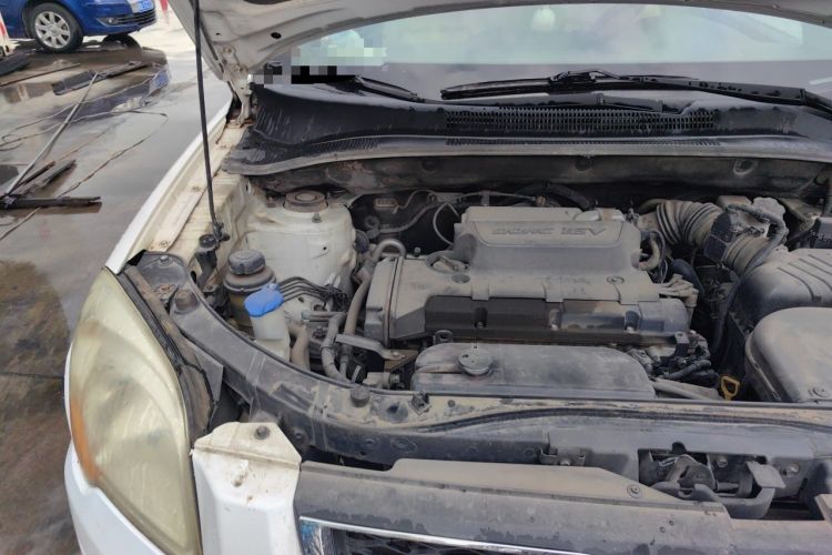 Used Kia Sportage 2009 2.0L Automatic Two-Wheel Drive GLS Engine Bay Right