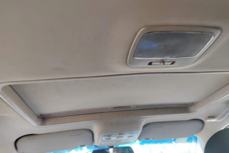 Used Kia Sportage 2009 2.0L Manual Two-Wheel-Drive GLS Headliner