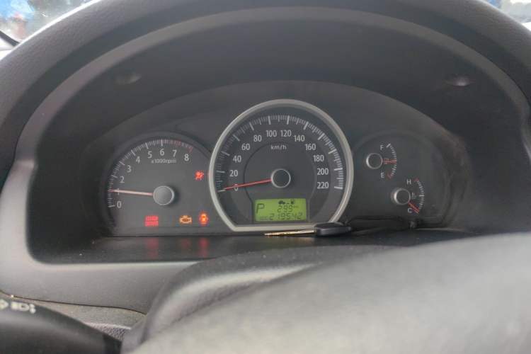 Used Kia Sportage 2009 2.0L Automatic Two-Wheel Drive GLS Instrument Cluster