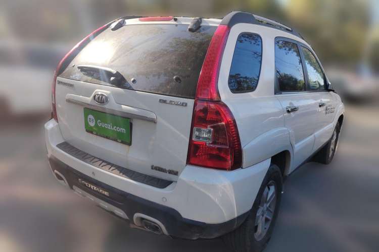 Used Kia Sportage 2009 2.0L Manual Two-Wheel-Drive GLS Rear Right 45 Deg
