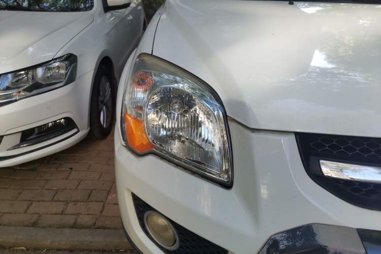 Used Kia Sportage 2009 2.0L Automatic Two-Wheel Drive GLS Right Front Headlight