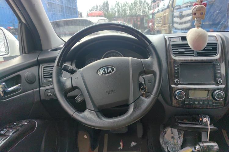 Used Kia Sportage 2009 2.0L Automatic Two-Wheel Drive GLS Steering Wheel