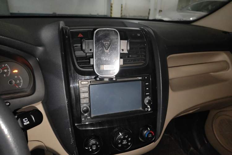 Used Kia Sportage 2011 2.0L Automatic Two-Wheel Drive GL Audio And AC Panel