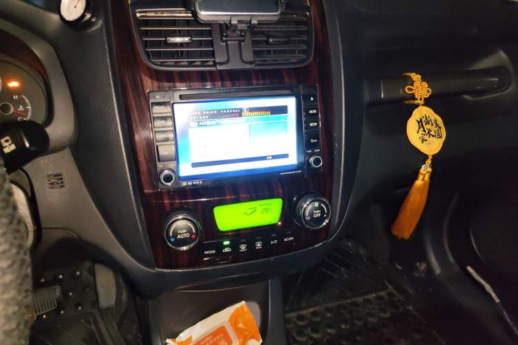 Used Kia Sportage 2011 2.0L Automatic Two-Wheel Drive GLS Audio And AC Panel
