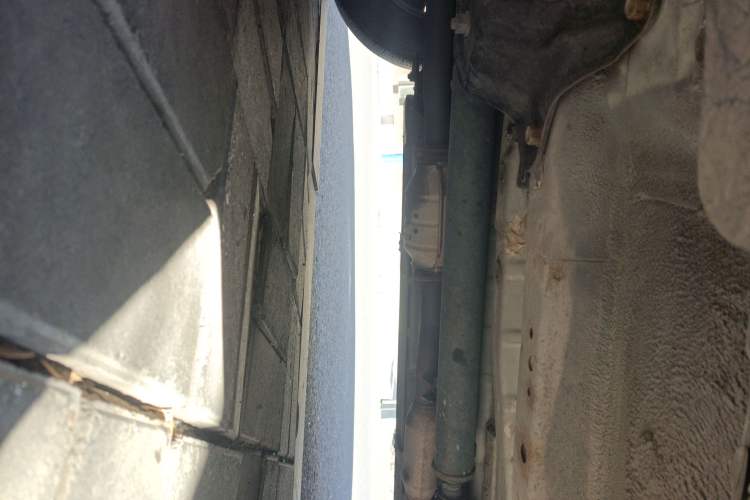 Used Kia Sportage 2011 2.0L Manual 4x4 GLS Trim Chassis Front Left