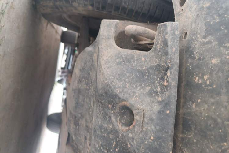 Used Kia Sportage 2011 2.0L Manual Two-Wheel-Drive GLS Chassis Front Right