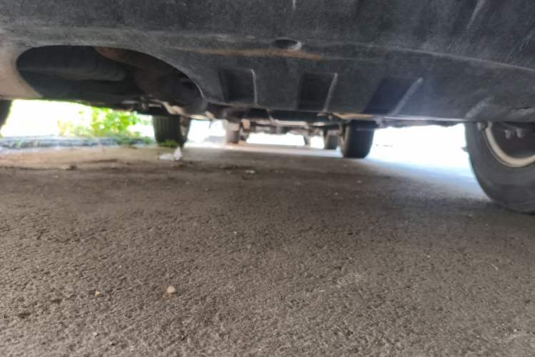 Used Kia Sportage 2011 2.0L Manual Two-Wheel Drive GL Trim Chassis Front