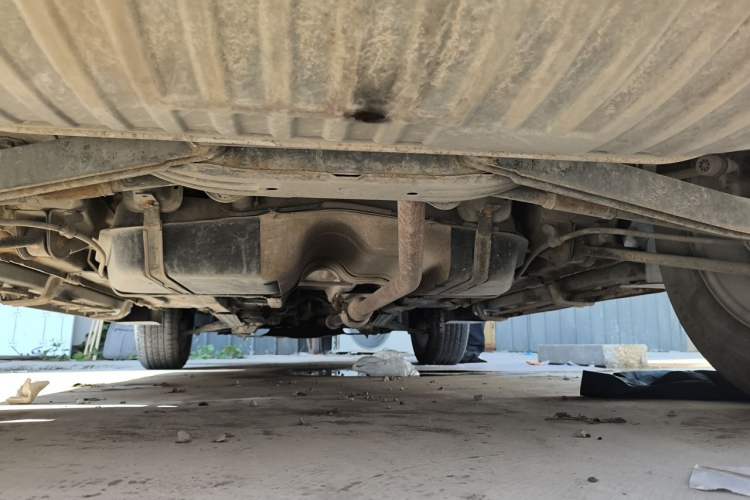 Used Kia Sportage 2011 2.0L Manual Two-Wheel Drive GL Trim Chassis Rear