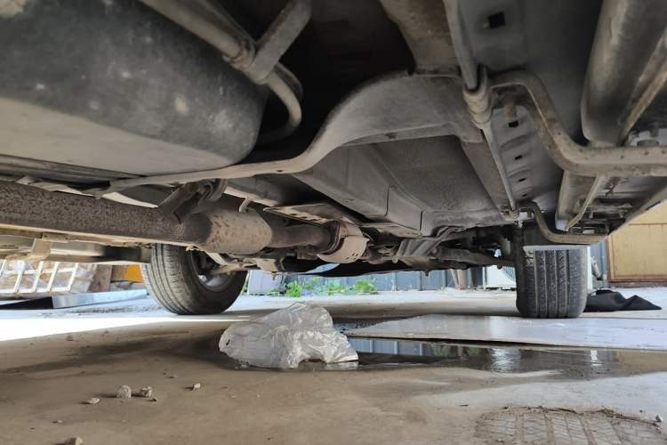 Used Kia Sportage 2011 2.0L Manual Two-Wheel Drive GL Trim Chassis Rear Right