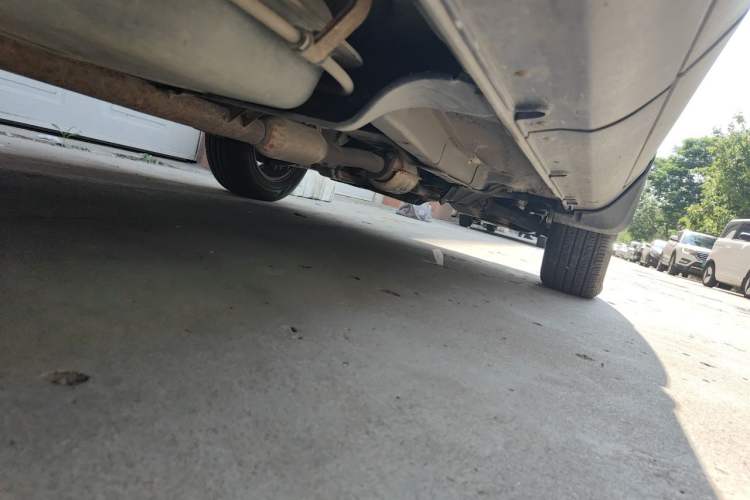 Used Kia Sportage 2011 2.0L Manual Two-Wheel Drive GL Trim Chassis Rear Right