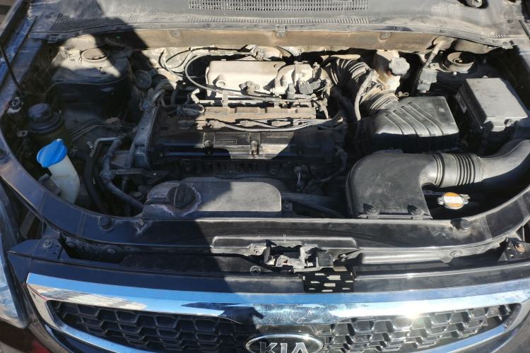 Used Kia Sportage 2011 2.0L Manual 4x4 GLS Trim Engine Bay