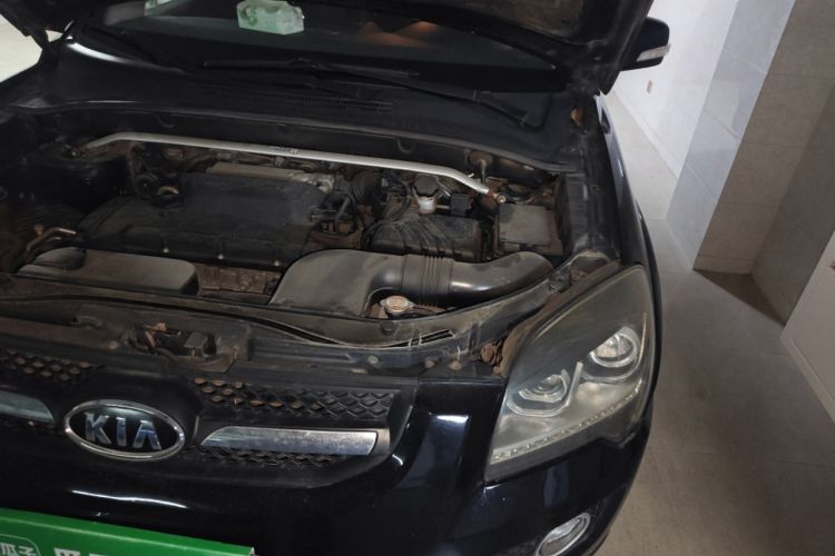 Used Kia Sportage 2011 2.0L Automatic Two-Wheel Drive GLS Engine Bay Left