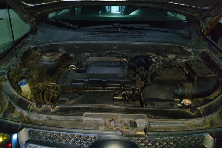 Used Kia Sportage 2011 2.0L Automatic Two-Wheel Drive GLS Engine Bay
