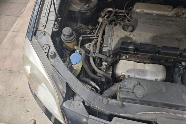 Used Kia Sportage 2011 2.0L Automatic Two-Wheel Drive GL Engine Bay Right