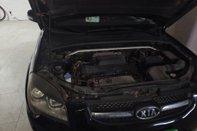 Used Kia Sportage 2011 2.0L Automatic Two-Wheel Drive GLS Engine Bay Right