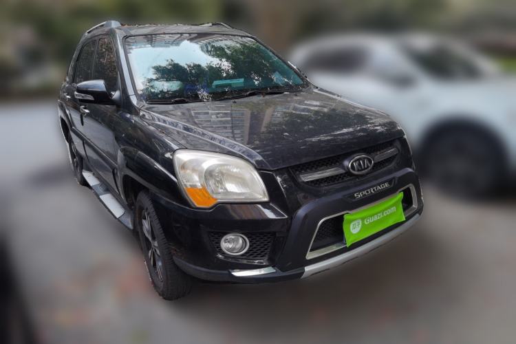 Used Kia Sportage 2011 2.0L Automatic Two-Wheel Drive GLS Front Right 45 Deg