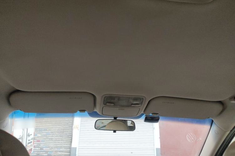 Used Kia Sportage 2011 2.0L Manual Two-Wheel Drive GL Trim Headliner