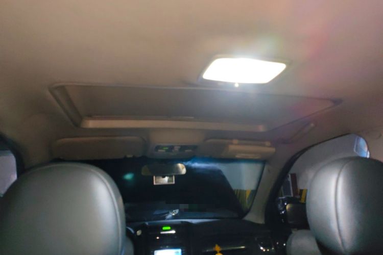 Used Kia Sportage 2011 2.0L Automatic Two-Wheel Drive GLS Headliner