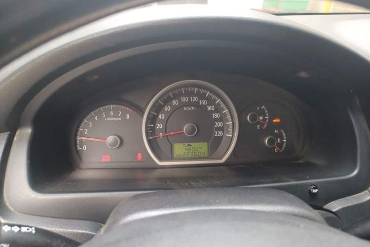 Used Kia Sportage 2011 2.0L Manual Two-Wheel-Drive GLS Instrument Cluster