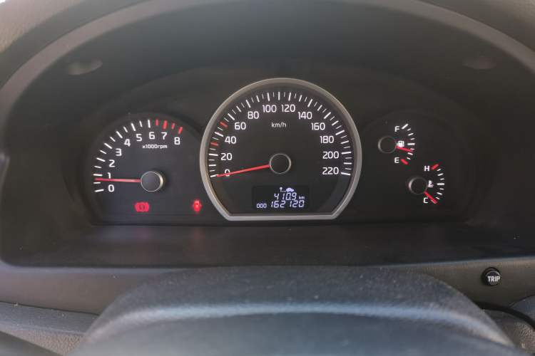Used Kia Sportage 2011 2.0L Manual 4x4 GLS Trim Instrument Cluster