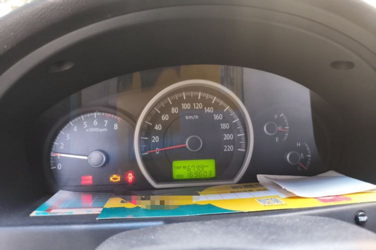 Used Kia Sportage 2011 2.0L Manual Two-Wheel Drive GL Trim Instrument Cluster