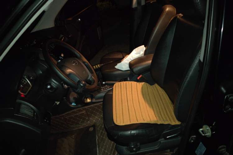 Used Kia Sportage 2011 2.0L Automatic Two-Wheel Drive GLS Left Front Seat
