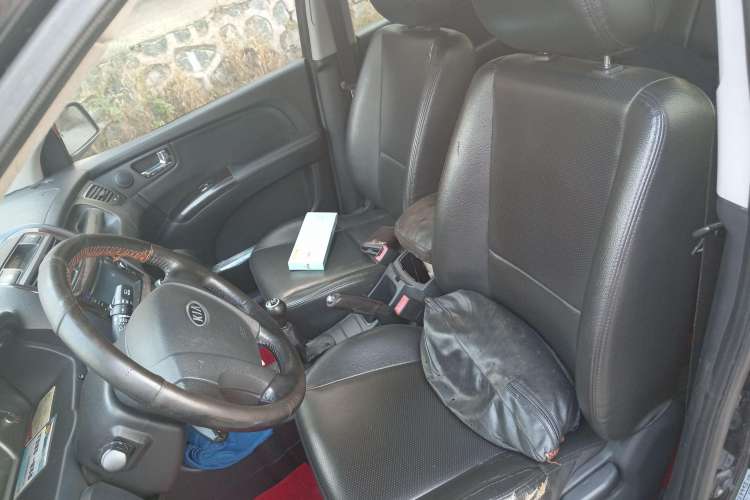 Used Kia Sportage 2011 2.0L Manual Two-Wheel-Drive GLS Left Front Seat