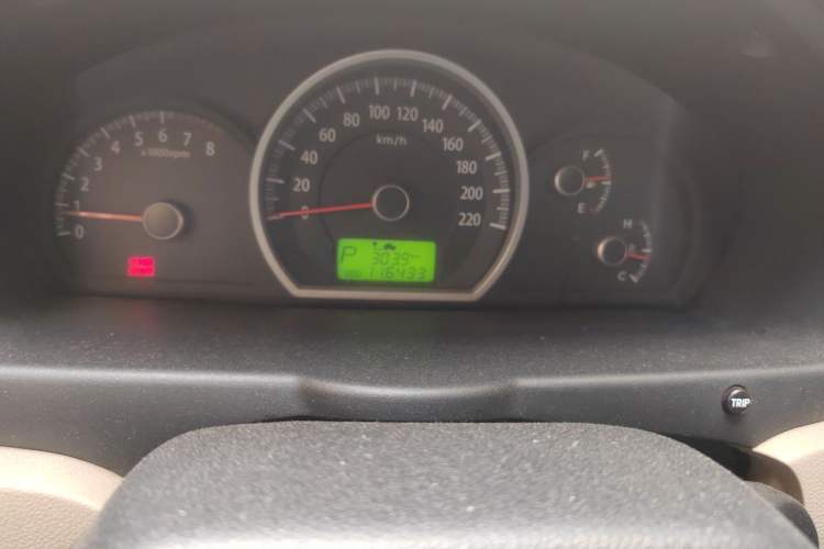 Used Kia Sportage 2011 2.0L Automatic Two-Wheel Drive GL Odometer Close Up