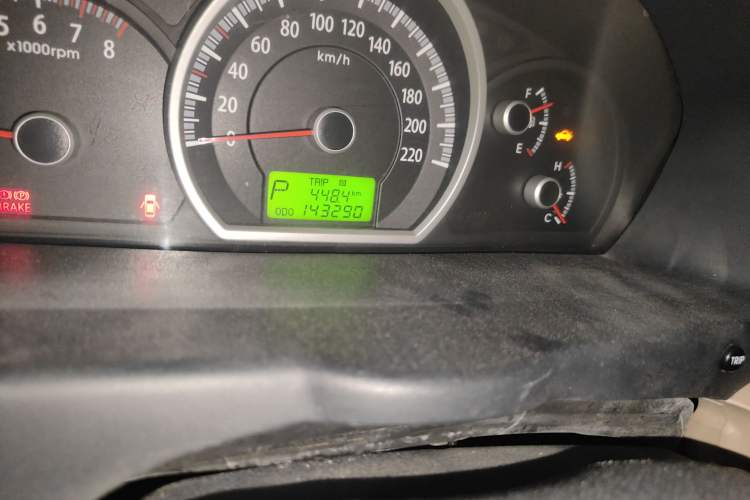 Used Kia Sportage 2011 2.0L Automatic Two-Wheel Drive GL Odometer Close Up