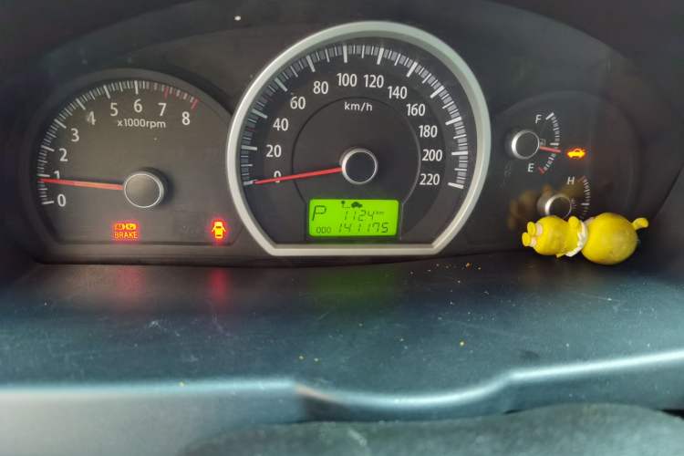 Used Kia Sportage 2011 2.0L Automatic Two-Wheel Drive GLS Odometer Close Up