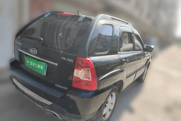 Used Kia Sportage 2011 2.0L Manual Two-Wheel Drive GL Trim Rear Right 45 Deg