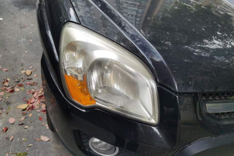 Used Kia Sportage 2011 2.0L Automatic Two-Wheel Drive GLS Right Front Headlight