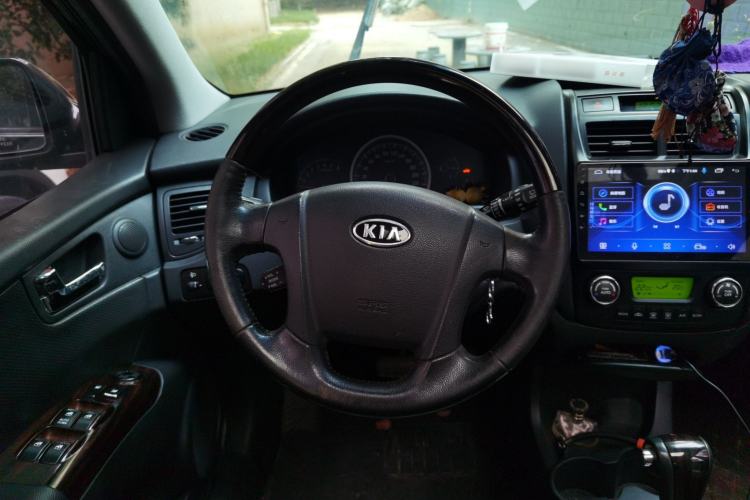 Used Kia Sportage 2011 2.0L Automatic Two-Wheel Drive GLS Steering Wheel