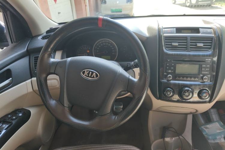 Used Kia Sportage 2011 2.0L Manual Two-Wheel Drive GL Trim Steering Wheel