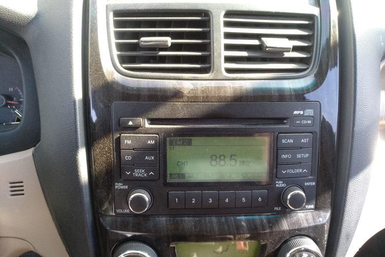 Used Kia Sportage 2011 2.0L Automatic Two-Wheel Drive GLS Audio And AC Panel