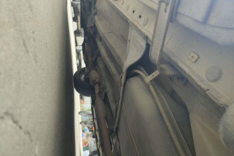 Used Kia Sportage 2011 2.0L Automatic Two-Wheel Drive GLS Chassis Rear Left