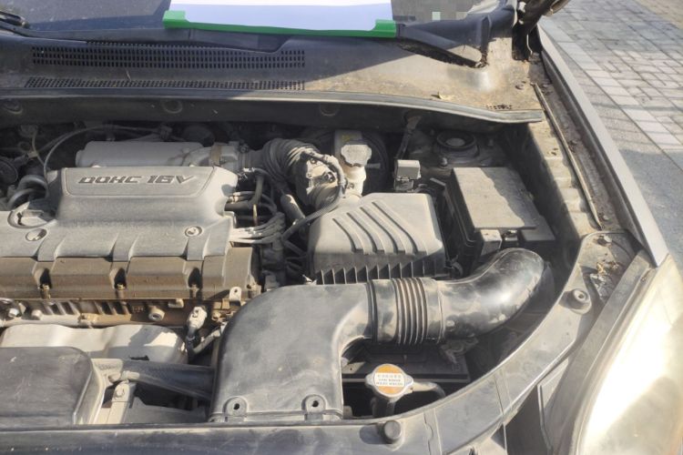 Used Kia Sportage 2011 2.0L Automatic Two-Wheel Drive GLS Engine Bay Left