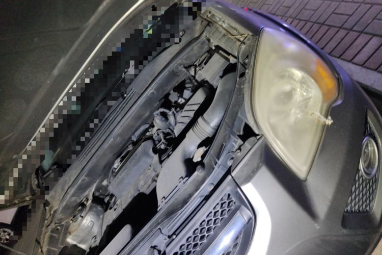 Used Kia Sportage 2011 2.0L Automatic Two-Wheel Drive GLS Engine Bay Left