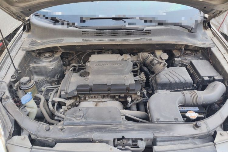 Used Kia Sportage 2011 2.0L Automatic Two-Wheel Drive GLS Engine Bay