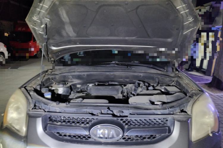 Used Kia Sportage 2011 2.0L Automatic Two-Wheel Drive GLS Engine Bay