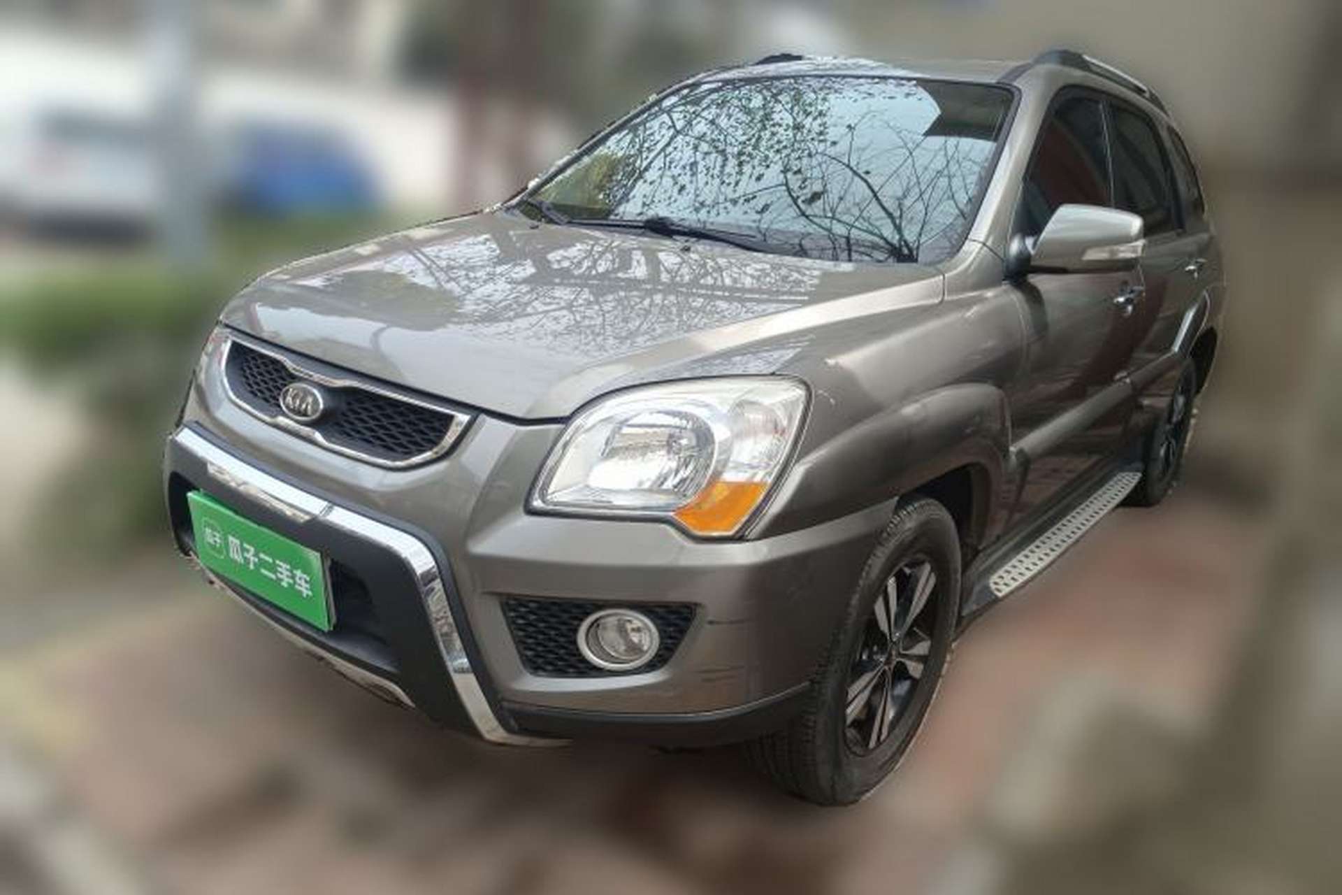 Used Kia Sportage 2011 2.0L Manual Two-Wheel Drive GL Trim Front Left 45 Deg