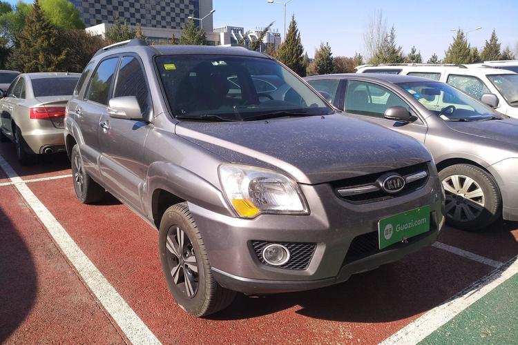 Used Kia Sportage 2011 2.0L Automatic Two-Wheel Drive GLS Front Right 45 Deg