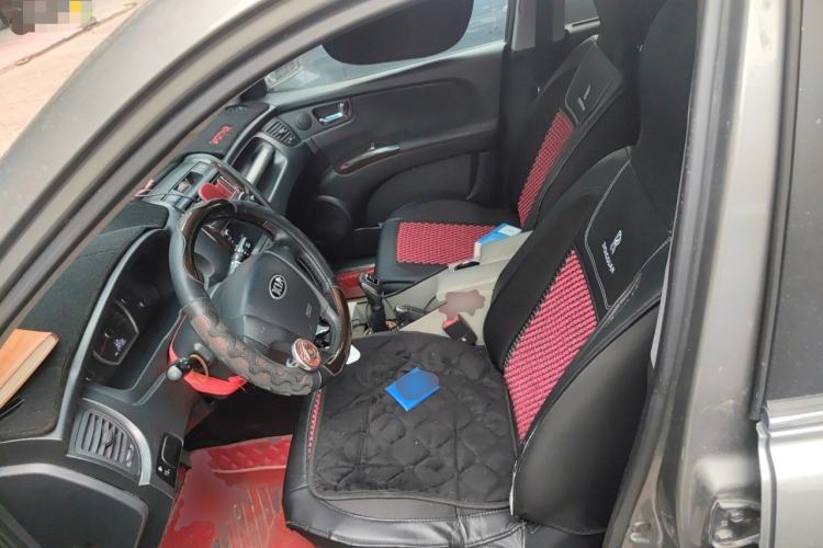 Used Kia Sportage 2011 2.0L Manual Two-Wheel-Drive GLS Left Front Seat