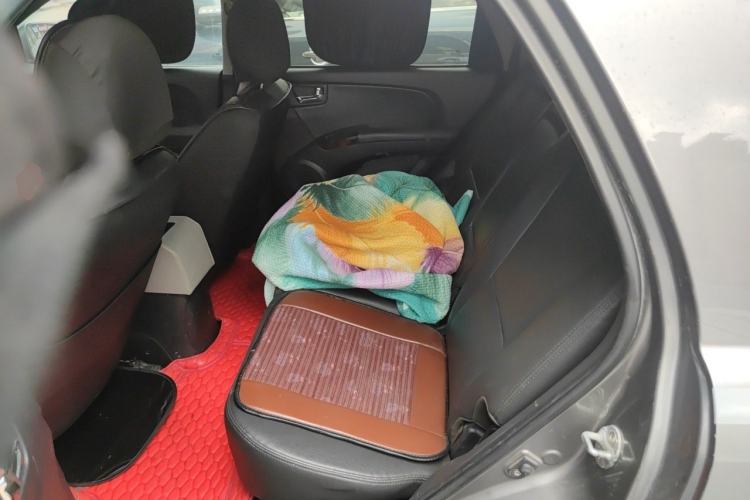 Used Kia Sportage 2011 2.0L Manual Two-Wheel-Drive GLS Left Rear Seat