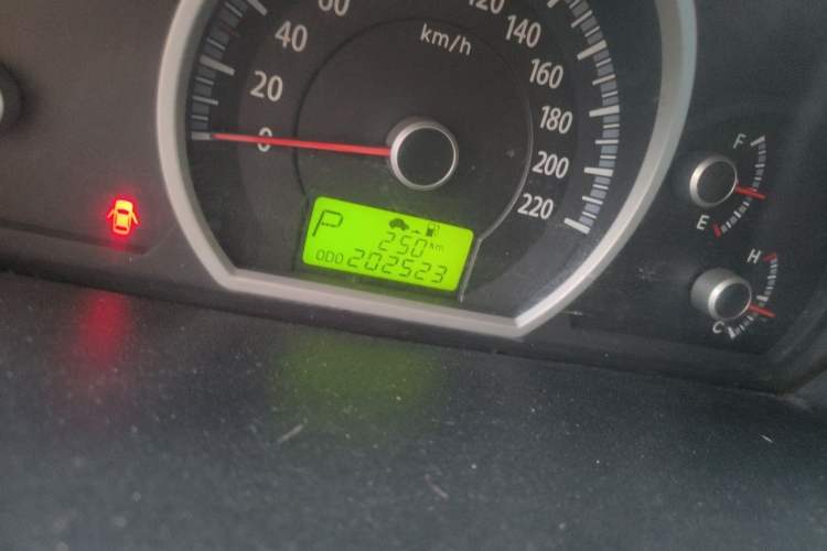 Used Kia Sportage 2011 2.0L Automatic Two-Wheel Drive GLS Odometer Close Up
