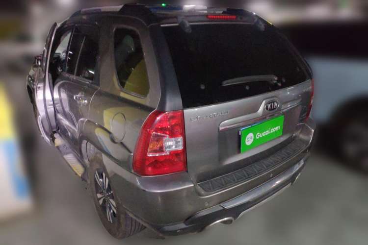 Used Kia Sportage 2011 2.0L Automatic Two-Wheel Drive GLS Rear Left 45 Deg