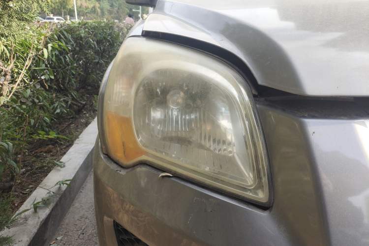 Used Kia Sportage 2011 2.0L Automatic Two-Wheel Drive GLS Right Front Headlight