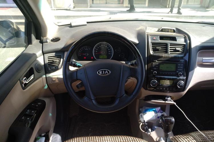 Used Kia Sportage 2011 2.0L Automatic Two-Wheel Drive GLS Steering Wheel