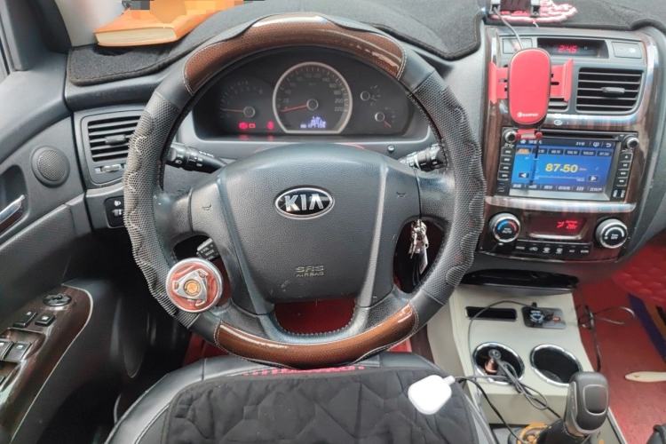 Used Kia Sportage 2011 2.0L Manual Two-Wheel-Drive GLS Steering Wheel