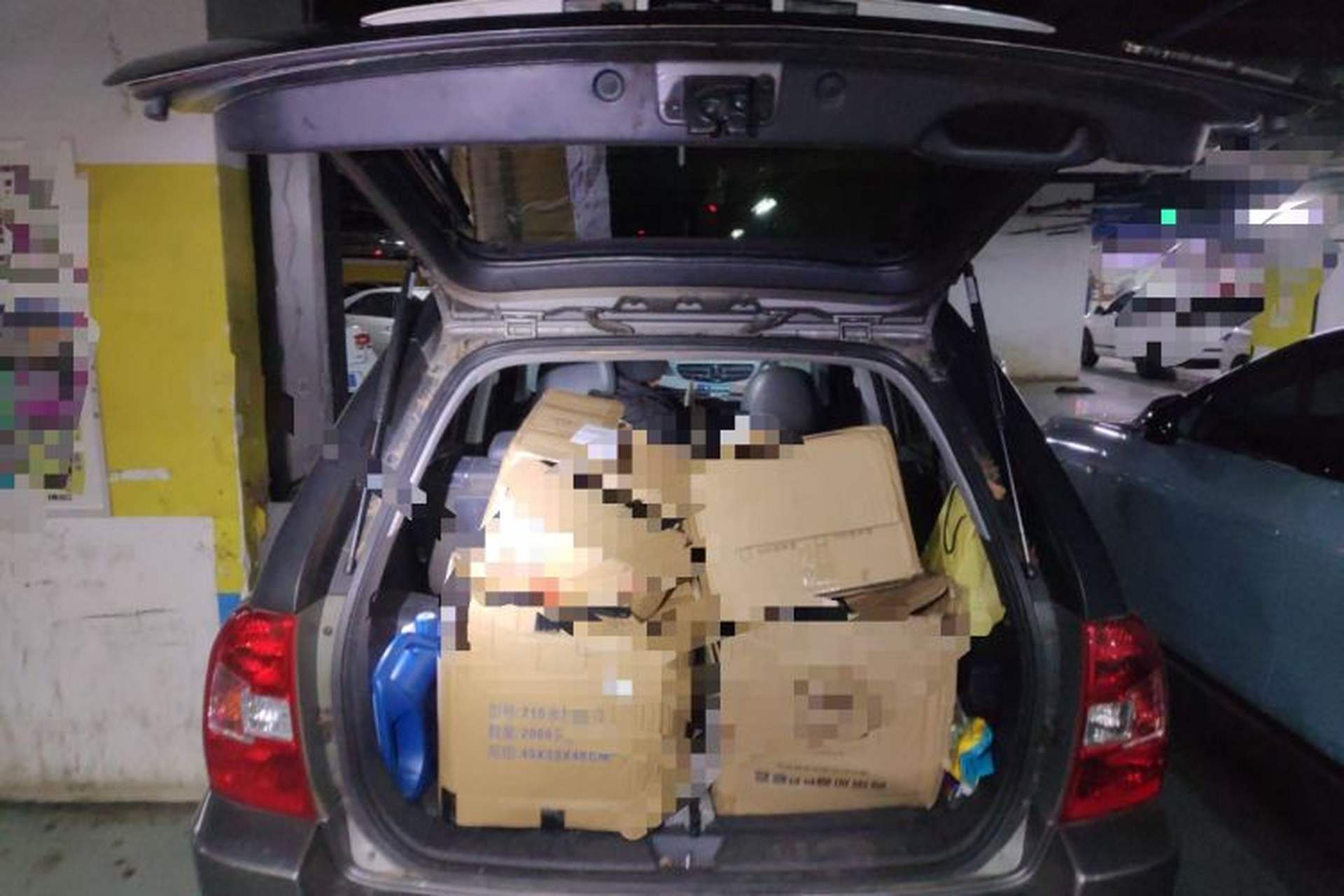 Used Kia Sportage 2011 2.0L Automatic Two-Wheel Drive GLS Trunk